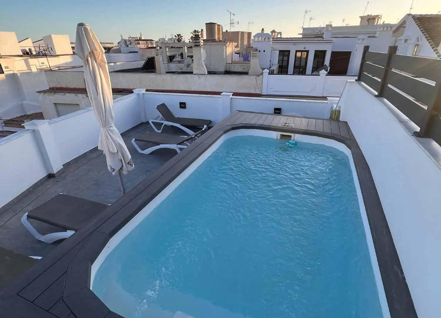 Apartamentos Granada 76 Nerja